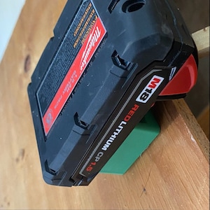Milwaukee M18 Battery Wall Mount - 4 Pack