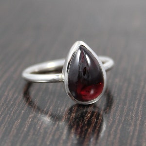 925 Sterling Sliver, Natural Red Garnet, Simple Band, Gemstone Ring, Handmade Silver Ring, Statement Ring, Sliver Jewelry, Gifts