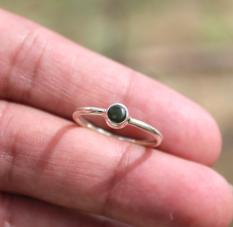 925 sterling silver green vasonite everyday style rings.