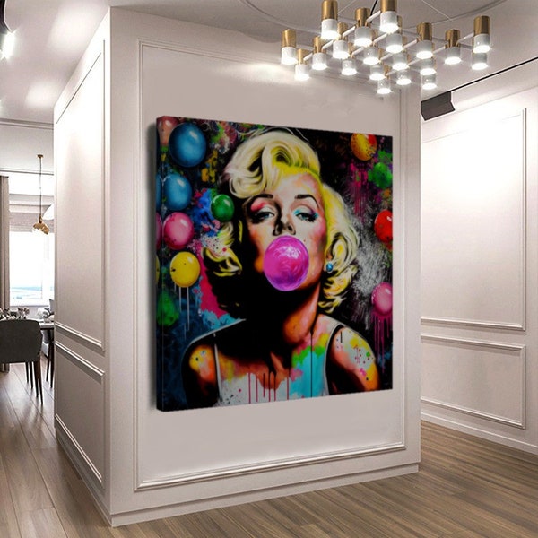Toile imprimée tendue Marilyn Monroe avec boule à mâcher rose, Creative Art Work, Street Art, Modern Print Art