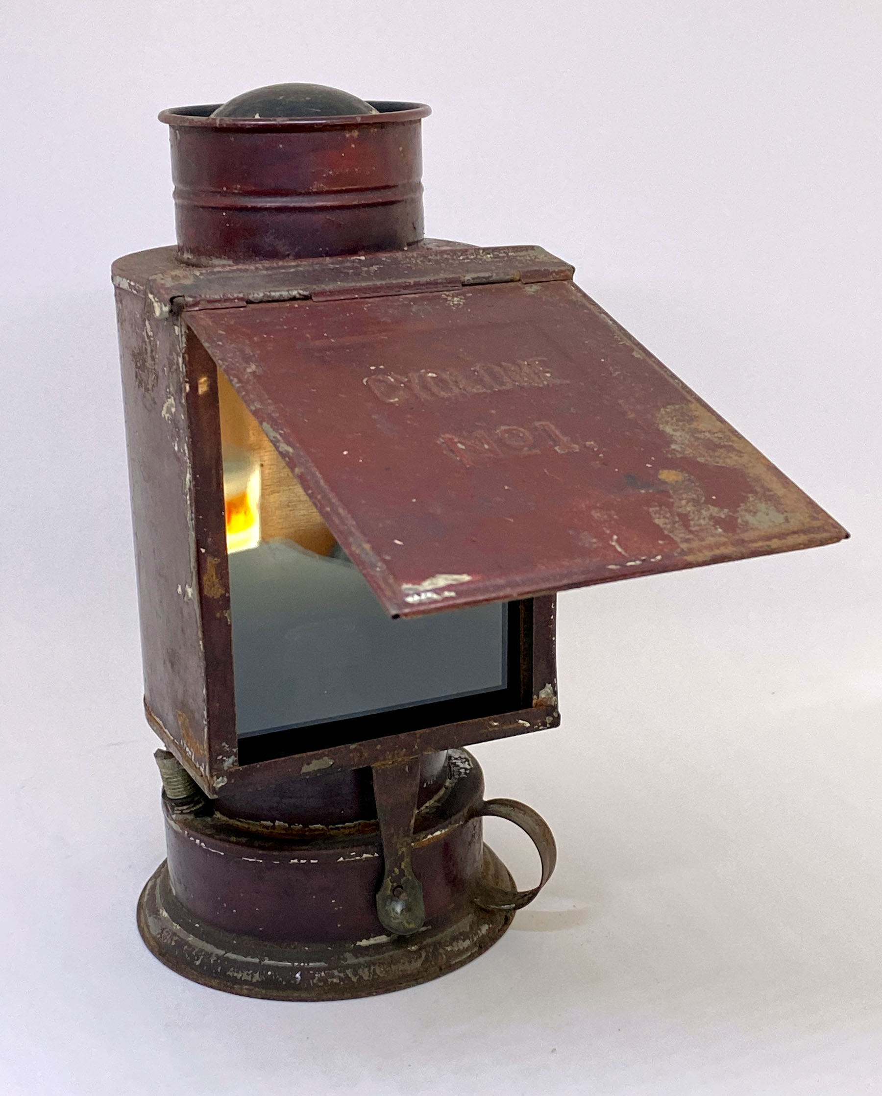Caboose Lantern for sale Only 4 left at 60