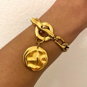 Coin bracelet, gold tone coin bracelet, chunky coin bracelet, Monet bracelet, big coin bracelet, large bulky bracelet, disc charm bracelet