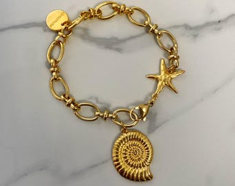 Gold Plated Shell Charm Bracelet, Chunky Chain, Summer Jewelry