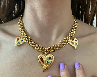 Collana con cuore dorato bombato: catena a maglia grossa, chiusura a moschettone - Italia