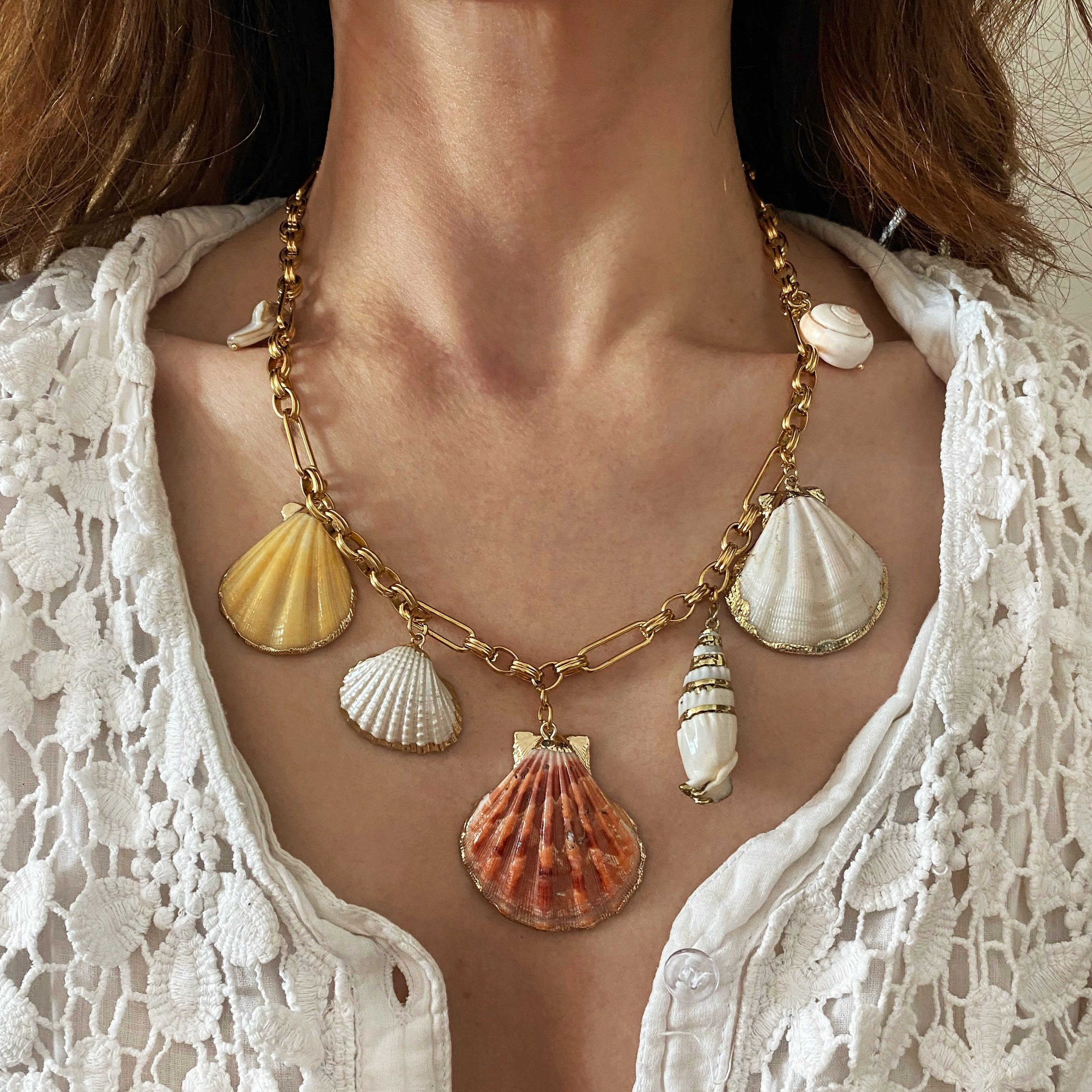 Natural clam charms necklace, large shell charms necklace, chunky gold chain necklace with various shells, shells necklace, mermaid jewelry