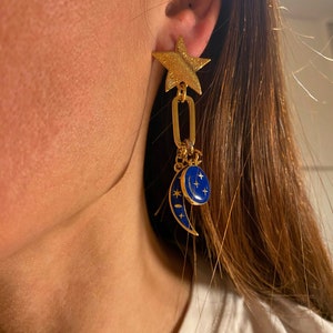 boucles d'oreilles lune bleue, boucles d'oreilles breloques en émail, ensemble de boucles d'oreilles dépareillées, boucles d'oreilles différentes, boucles d'oreilles étoiles, bijoux y2k, image 8