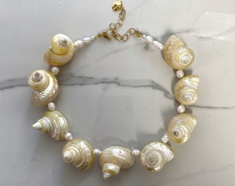 Sea shells necklace, large seashell necklace, short necklace with real shells, mermaid core, festival jewelry, full shell choker