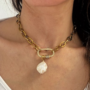Zircon carabiner necklace, gold tone chain necklace, modern necklace with faux irregular pearl pendant, screw lock  necklace for woman