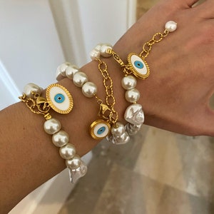 Evil eye bracelet, chunky glass pearls and mother of pearl bracelet, y2k jewellery, 90s aesthetic jewelry, bracelet femme, gift for her