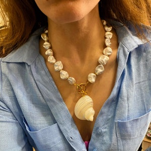 shell pendant necklace, natural shell necklace, large shell necklace, mermaid core, big White Sea shell necklace, summer luxurious jewelry