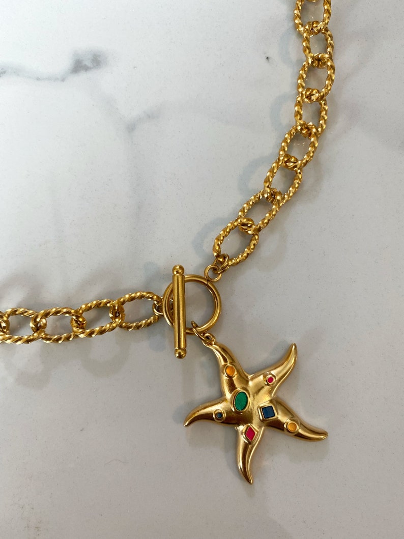 Gold plated Starfish necklace, chunky gold necklace, aesthetic jewelry, modern y2k jewelry, mermaid necklace, 90s style jewelry image 3