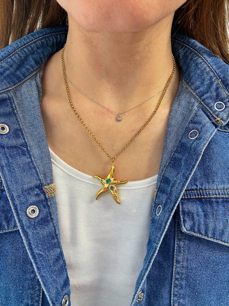 Starfish pendant necklace, gold tone summer necklace, modern y2k jewelry, mermaid necklace, 90s style jewelry, sea lovers jewelry zdjęcie 9