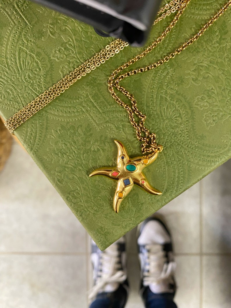 Starfish pendant necklace, gold tone summer necklace, modern y2k jewelry, mermaid necklace, 90s style jewelry, sea lovers jewelry zdjęcie 5