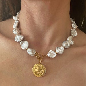 Pearl coin necklace, irregular shell bead necklace, toggle clasp shell necklace, boho bridal jewelry, big gold coin necklace