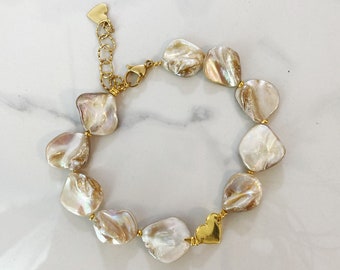 Shell bracelet for the ankle, Oversized shells and clam anklet, boho bridal jewelry, summer beach wedding jewelry, shell charm anklet