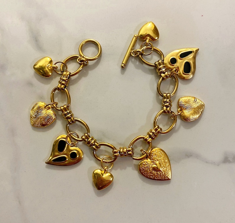 Heart charms bracelet, gold heart bracelet, gold chunky bracelet, big gold bracelet, retro style bracelet, aesthetic jewelry image 6