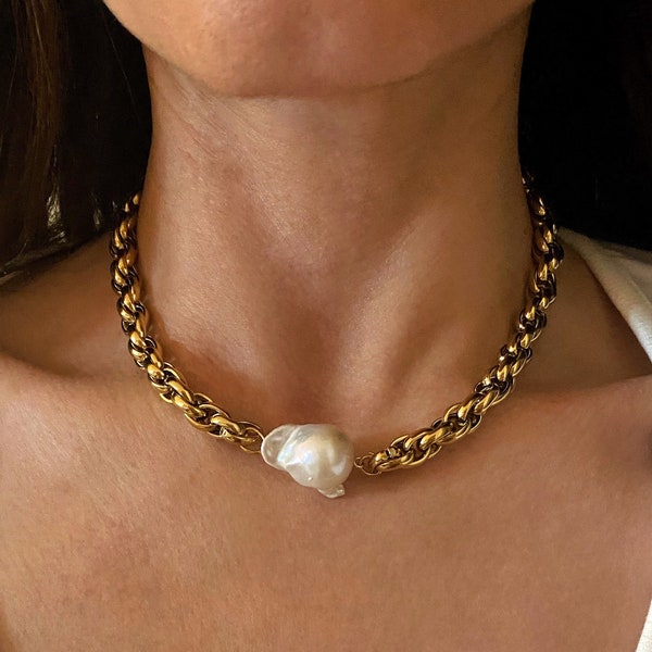 Baroque pearl pendant necklace, baroque pearl choker, chunky gold steel chain necklace, large pearl necklace, big real pearl charm choker