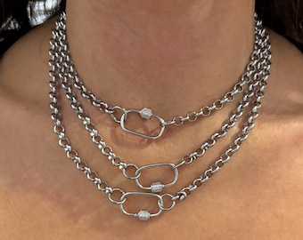 Collar de cadena con cierre de mosquetón, cadena rolo plateada