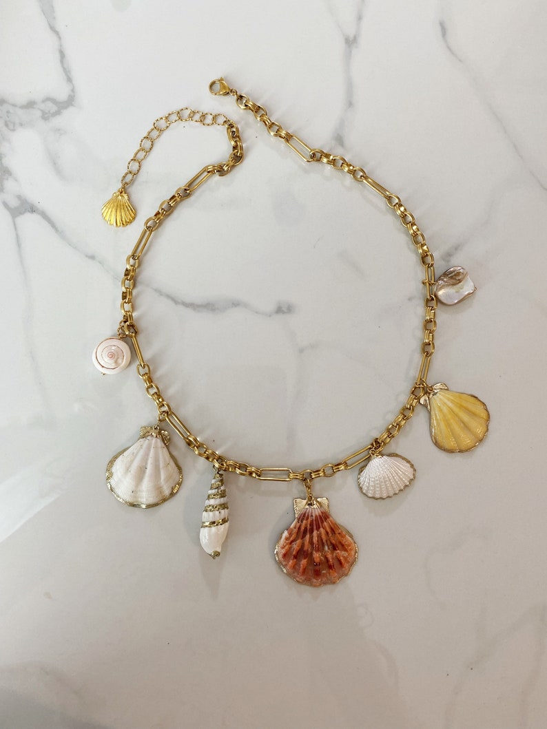 Natural clam charms necklace, large shell charms necklace, chunky gold chain necklace with various shells, shells necklace, mermaid jewelry image 8