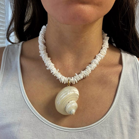 Shell Pendant Necklace, Summer Jewelry for Woman, Mermaid