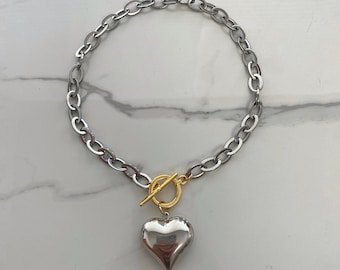 gezwollen hartketting, zilverkleurige hartketting, gemengde zilvergouden ketting, ketting. Dikke bladerdeeghartketting