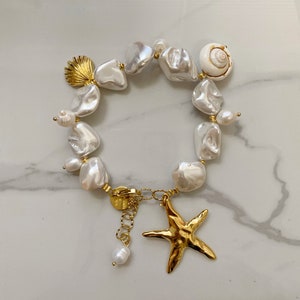 shell charm bracelet, white summer bracelet, boho bridal jewelry, dangling bracelet, beach wedding jewelry, pearl charm bracelet