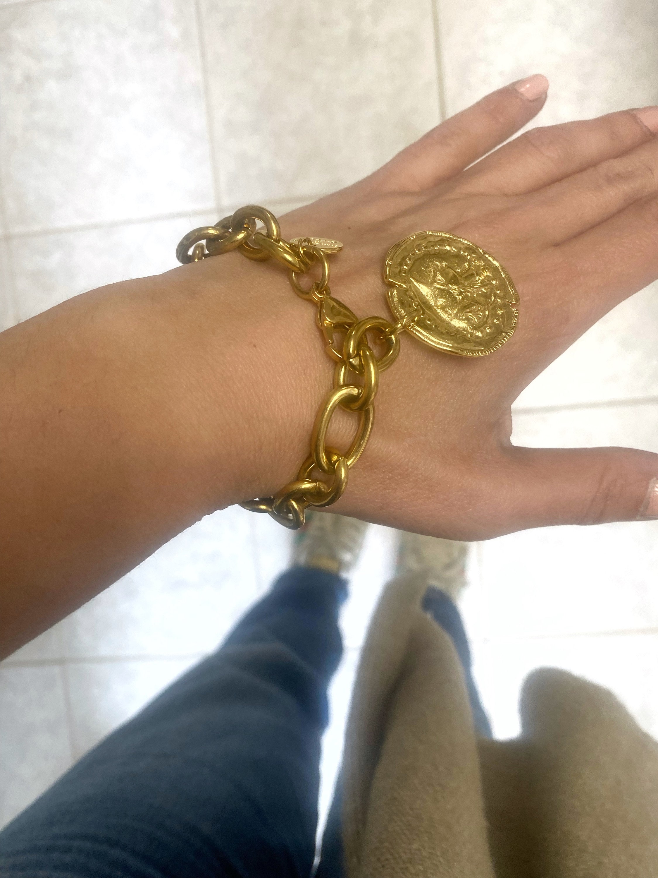 Coin Bracelet for Woman, Huge Gold Tone Coin Bracelet, Big Coin Bracelet for Woman, Huge Gold Tone Coin Bracelet, Big