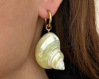 Seashell earrings, Hoops with charms, pearly sea shell earrings, natural shell earrings, mermaid core aesthetic, summer bridal jewelry