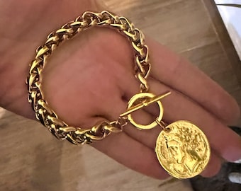 coin bracelet, toggle chunky bracelet,   gold tone bracelet,  big bold chain bracelet, Greek coin jewelry