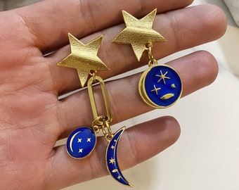 pendientes de luna azul, pendientes de encanto de esmalte, conjunto de pendientes no coincidentes, pendientes diferentes, pendientes de estrella, joyería y2k,