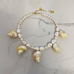 Sea shells necklace, festive seashell necklace, necklace with real shells, mermaid core, summer statement jewelry, necklace for woman