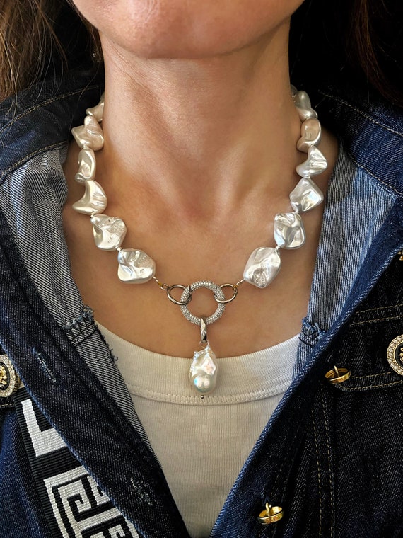 Zeshimb Cubic Zirconia Cross Necklace Vintage Baroque Pearl Chain Beads  Necklace Silver CZ Cross Pendant Necklace Shiny Diamond Chain Faith Cross