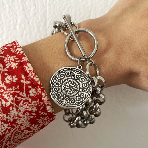 Buy Oversized Coin Charm Bracelet, Big Gold Tone Coin Bracelet, Large Retro  Style Chain Bracelet, Medallion Bracelet, Athina Coin Bracelet Online in  India - Etsy