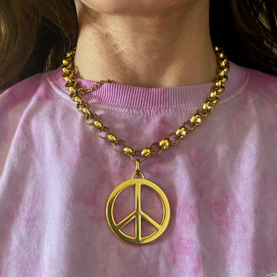 Big peace shop sign necklace
