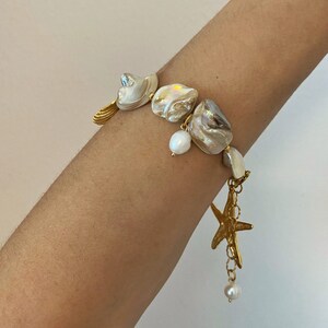 Oversized shells and clam bracelet, boho bridal jewelry, summer beach wedding jewelry, shell charm bracelet, natural clam charms bracelet image 6