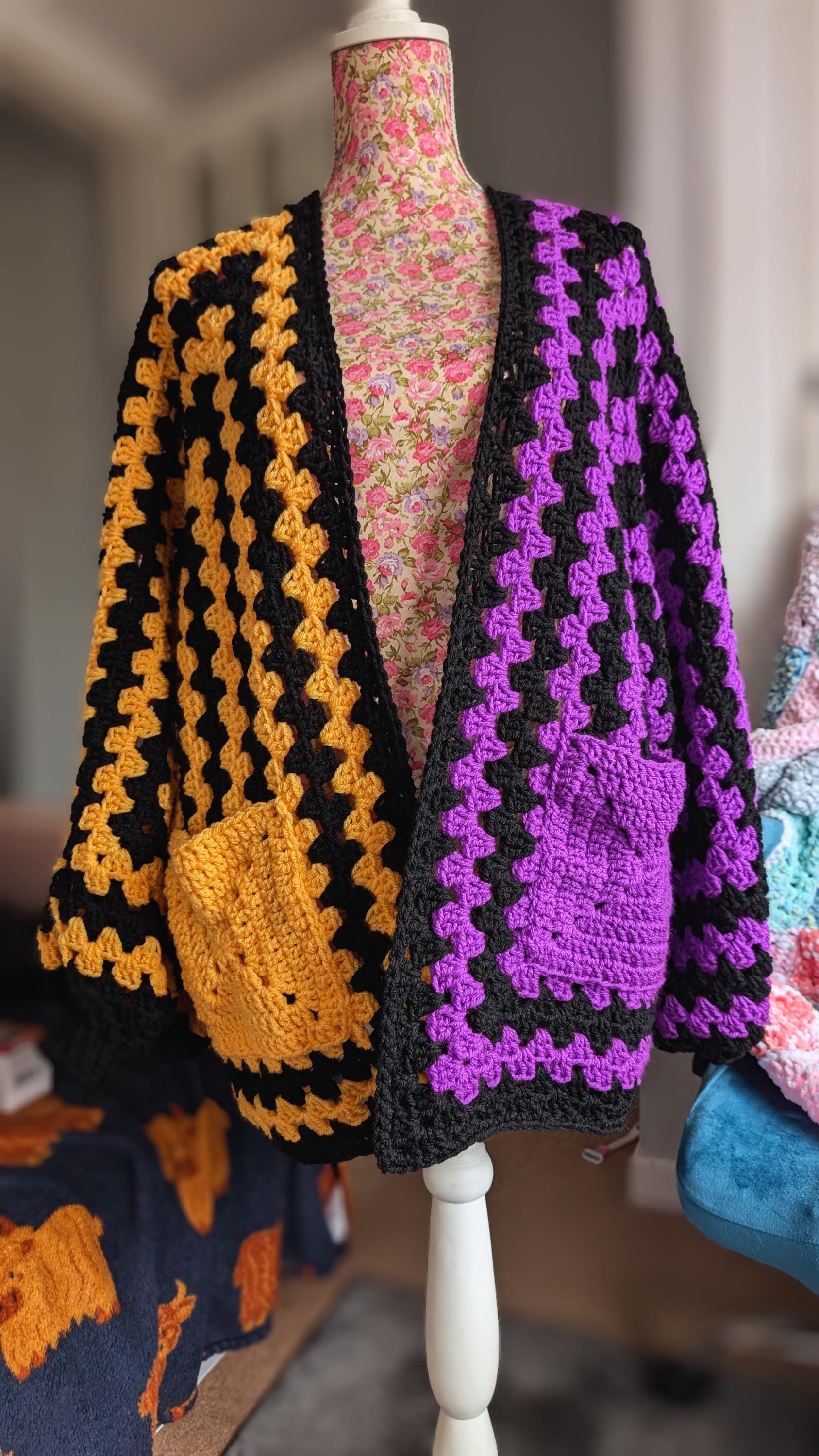 Cardigan Save The Queen – Couleur Framboise, Taille M – Occasion Très Bon état
