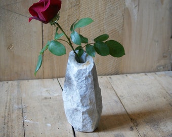 Vase en marbre, pot porte fleurs fait à la main, vase précieux en marbre, idée cadeau en marbre, vase en pierre naturelle, vase sculpté à la main