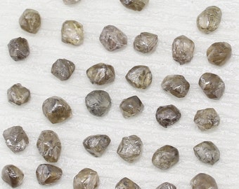 10 - 50 szt. 2,5 - 3,0 mm Brązowe diamenty, Brązowy surowy diament, Naturalny brązowy surowy diament, Nieoszlifowany diament, Bezkonfliktowy! Surowy diament