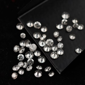 2.00-3.00 MM、ソルトアンドペッパーダイヤモンド、ラウンドカットダイヤモンド、ソリティアダイヤモンド、ポリッシュダイヤモンド、ブリリアントカットダイヤモンド（10〜50個のオプション） 画像 5