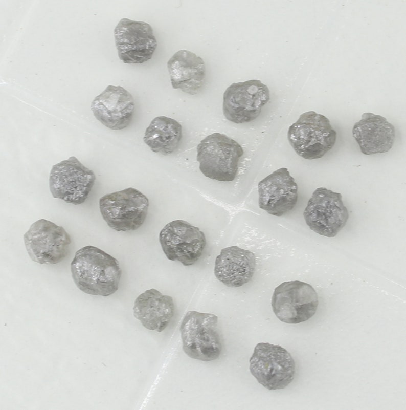 Conflict Free Uncut Diamond 10-50 Pcs 2.0-3.0mm Grey Rough Diamond Natural Round Grey Raw Diamond