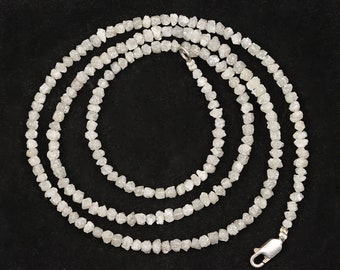 Diamante blanco natural, diamante en bruto, cuentas de diamante sin cortar de 3,00 a 4,00 mm, 22 pulgadas (personalizables), cuentas de diamante blanco natural en bruto sin cortar