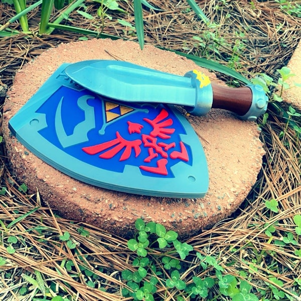 3D Printed Zelda Shield Baby Toy / Link's shield toy/ shield and sword bundle/ Toddler Toy Sword and Shield