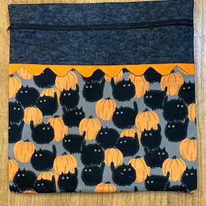 HALLOWEEN POOFY CATS…Project Bag--Fully Lined--Cross Stitch, Crochet, Knitting