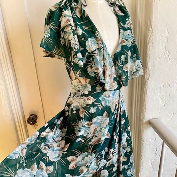 Romantic Vintage 70's Double Layer Green Floral Wrap Dress