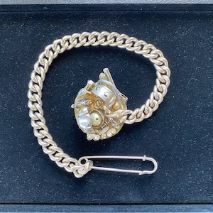 Vintage Signed 1985 JOHN WIND Maximal Art Steampunk Brooch Chain Assemblage