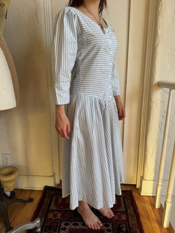 knee length dresses for ladies Vintage foxy lady dress  The Wild Rose Vintage