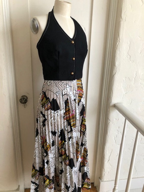 VINTAGE 1970'S DRESS-Black halter with floral ski… - image 10