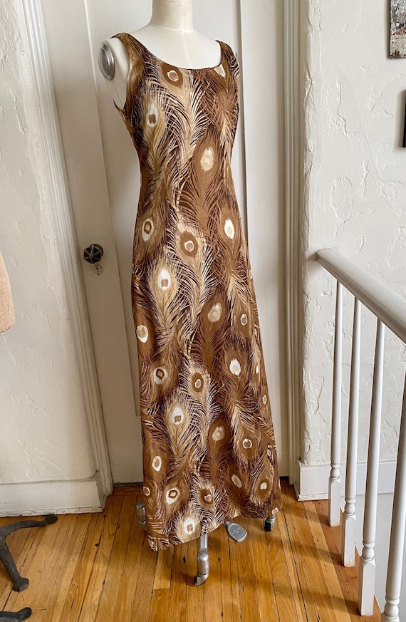 Slinky Saucy Sixties Sleeveless Tan/Brown Peacock 