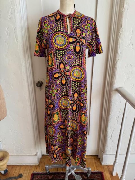 Vintage 60s/70s Neon Psychedelic Muumuu Maxi Dress Size Med Vintage 60s/70s Neon Psychedelic Muumuu Maxi Dress Size Med