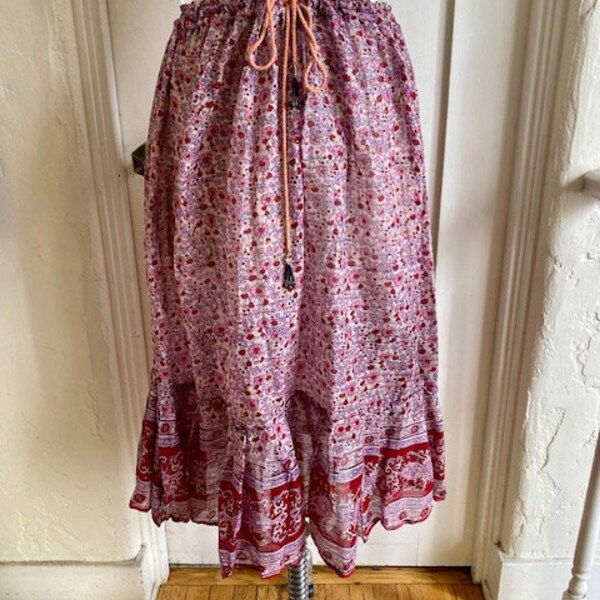 Vintage Indian Bohemian Style Gauze Cotton Blockprint Skirt w Metallic Thread